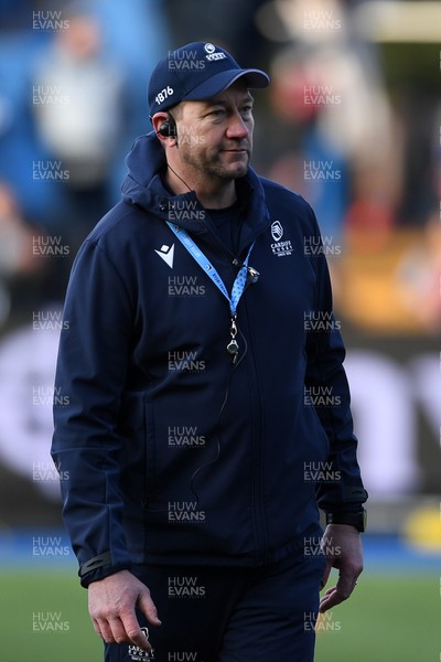 100126 - Cardiff Rugby v Racing 92 - EPCR Challenge Cup - Cardiff interim head coach, Corniel Van Zyl