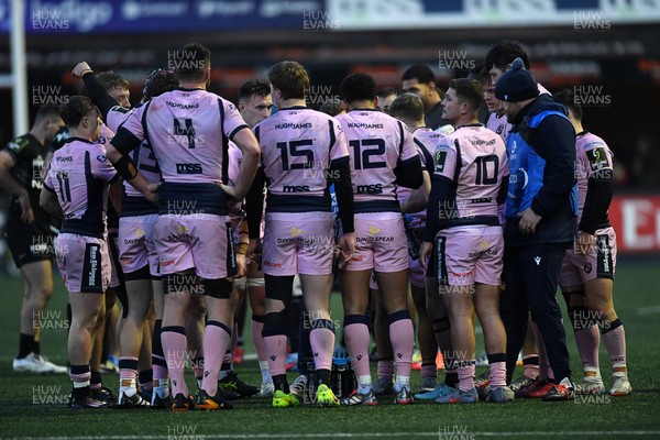 100126 - Cardiff Rugby v Racing 92 - EPCR Challenge Cup - Cardiff huddle