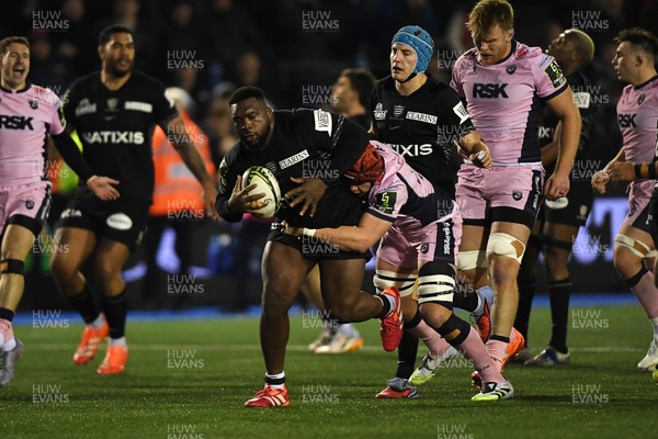 100126 - Cardiff Rugby v Racing 92 - EPCR Challenge Cup - Demba Bamba of Racing 92 is challenged by James Botham of Cardiff Rugby