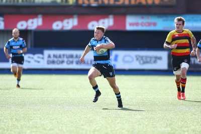 060925 - Cardiff Rugby v Richmond - Preseason Friendly - Tom Bowen of Cardiff outpaces the Richmond defence to score a try