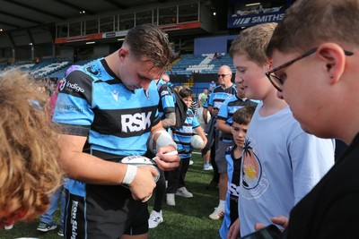 060925 - Cardiff Rugby v Richmond - Preseason Friendly - Players of Cardiff Rugby meet the fans and supporters after the game has finished
