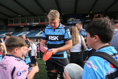 060925 - Cardiff Rugby v Richmond - Preseason Friendly - Players of Cardiff Rugby meet the fans and supporters after the game has finished