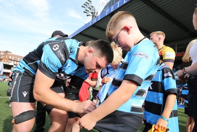 060925 - Cardiff Rugby v Richmond - Preseason Friendly - Players of Cardiff Rugby meet the fans and supporters after the game has finished