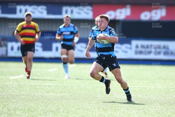 060925 - Cardiff Rugby v Richmond - Preseason Friendly - Tom Bowen of Cardiff outpaces the Richmond defence to score a try
