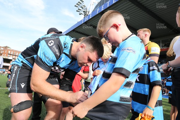 060925 - Cardiff Rugby v Richmond - Preseason Friendly - Players of Cardiff Rugby meet the fans and supporters after the game has finished