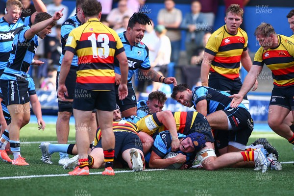 060925 - Cardiff Rugby v Richmond - Preseason Friendly - Joe Cowell of Cardiff scores a try