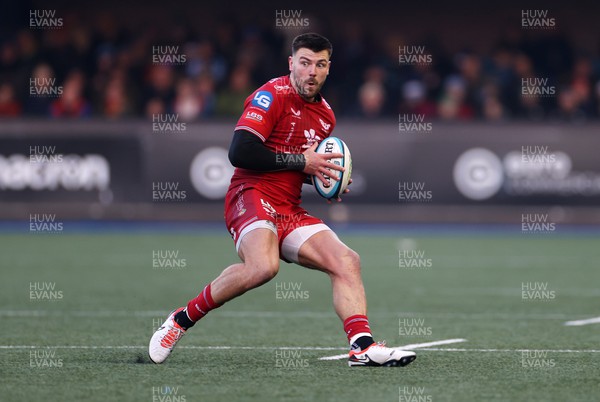 021223 - Cardiff Rugby v Scarlets - United Rugby Championship - Johnny Williams of Scarlets 