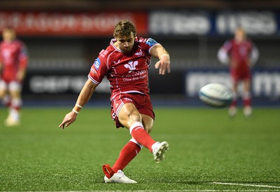 070123 - Cardiff v Scarlets - United Rugby Championship - Leigh Halfpenny of Scarlets kicks at goal