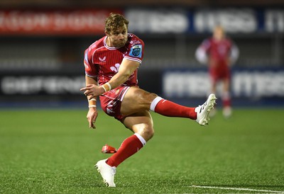 070123 - Cardiff v Scarlets - United Rugby Championship - Leigh Halfpenny of Scarlets kicks at goal