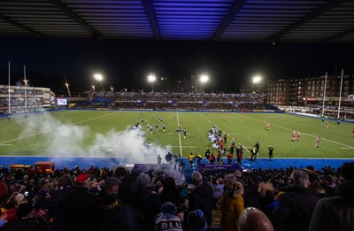 070123 - Cardiff Rugby v Scarlets - United Rugby Championship - General View of the Cardiff Arms Park as the teams run out