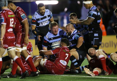 070123 - Cardiff Rugby v Scarlets - United Rugby Championship - Rhys Carre of Cardiff celebrates with team mates after scoring a try