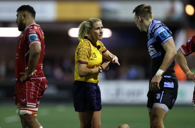 070123 - Cardiff Rugby v Scarlets - United Rugby Championship - Referee Joy Neville 