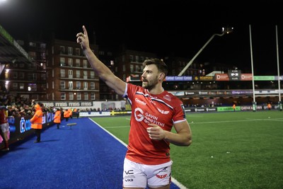 191225 - Cardiff Rugby v Scarlets - United Rugby Championship - Johnny Williams of Scarlets at full time