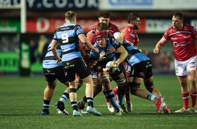 191225 - Cardiff Rugby v Scarlets, United Rugby Championship - James Botham of Cardiff Rugby passes back to Aled Davies of Cardiff Rugby