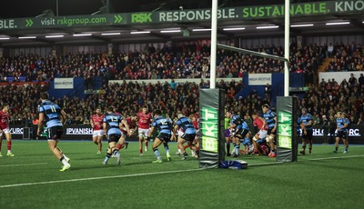 191225 - Cardiff Rugby v Scarlets, United Rugby Championship - A bumper derby crowd look on as Scarlets press towards the Cardiff line