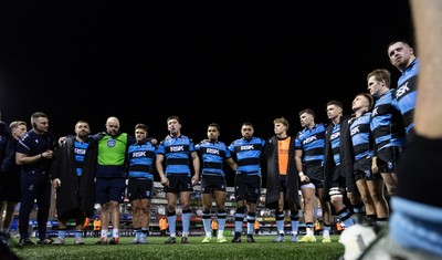 191225 - Cardiff Rugby v Scarlets, United Rugby Championship - Cardiff huddle up at the end of the match