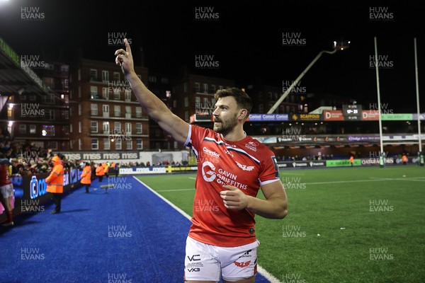 191225 - Cardiff Rugby v Scarlets - United Rugby Championship - Johnny Williams of Scarlets at full time