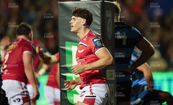 191225 - Cardiff Rugby v Scarlets, United Rugby Championship - Eddie James of Scarlets celebrates after he races in to score try