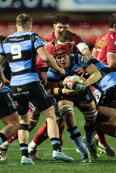 191225 - Cardiff Rugby v Scarlets, United Rugby Championship - James Botham of Cardiff Rugby passes back to Aled Davies of Cardiff Rugby