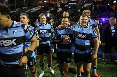 131225 - Cardiff Rugby v Ulster - United Rugby Championship - Callum Sheedy of Cardiff celebrates at full time with team mates