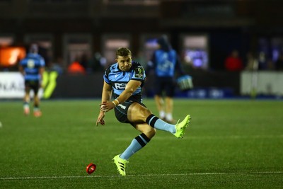131225 - Cardiff Rugby v Ulster - EPCR Challenge Cup - Leigh Halfpenny of Cardiff kicks a goal