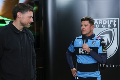 131225 - Cardiff Rugby v Ulster - EPCR Challenge Cup - Pommery Player of the Match Callum Sheedy of Cardiff receives his award from Rhys Preistland