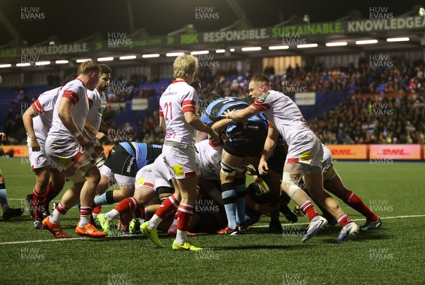 131225 - Cardiff Rugby v Ulster - United Rugby Championship - Dan Thomas of Cardiff pushes over the line to score a try