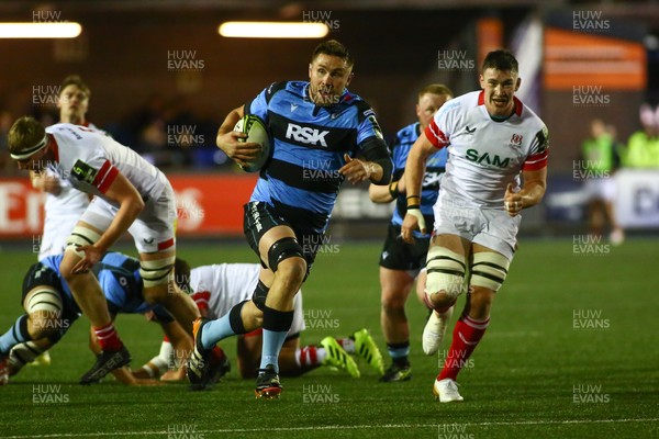 131225 - Cardiff Rugby v Ulster - EPCR Challenge Cup - George Knott of Cardiff bursts through to score a try