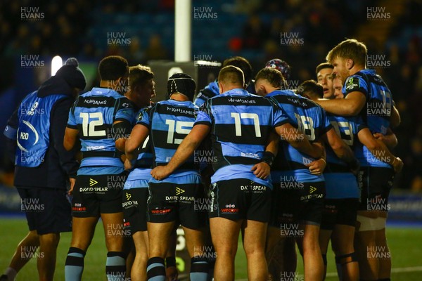 131225 - Cardiff Rugby v Ulster - EPCR Challenge Cup - players of Cardiff regroup after conceding  try