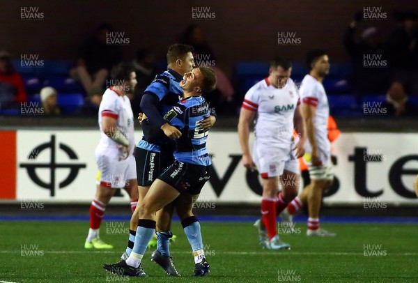 131225 - Cardiff Rugby v Ulster - EPCR Challenge Cup - Callum Sheedy of Cardiff wins the game with the final kick of the game