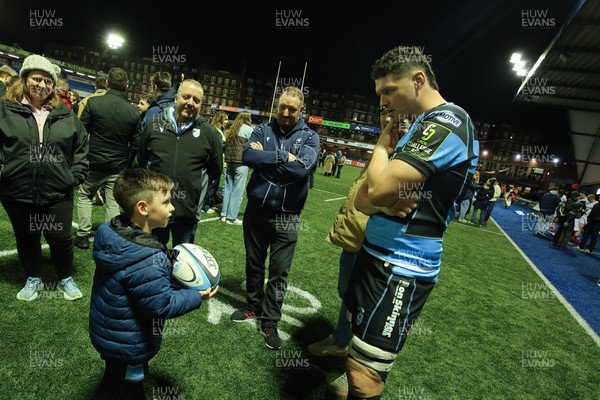 131225 - Cardiff Rugby v Ulster - EPCR Challenge Cup - James Botham of Cardiff meets fans at the end of the game