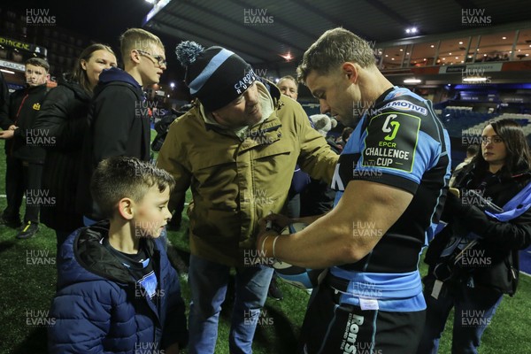 131225 - Cardiff Rugby v Ulster - EPCR Challenge Cup - Leigh Halfpenny of Cardiff meets fans at the end of the game