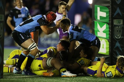 021026 - Cardiff Rugby v Zebre Parma - United Rugby Championship - Taine Basham of Cardiff scores a try