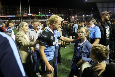021026 - Cardiff Rugby v Zebre Parma - United Rugby Championship - Johan Mulder of Cardiff with fans at full time