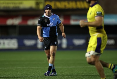 021026 - Cardiff Rugby v Zebre Parma - United Rugby Championship - Tom Howe of Cardiff 