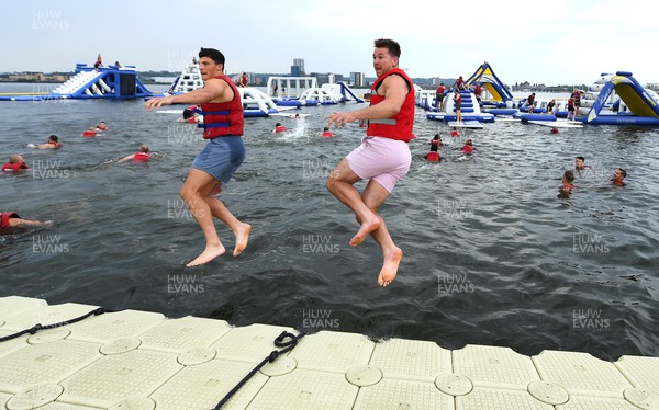 190722 - Cardiff Rugby Visit Water Park in Cardiff Bay - 