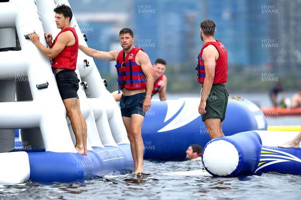 190722 - Cardiff Rugby Visit Water Park in Cardiff Bay - Jamie Hill and Rhys Priestland