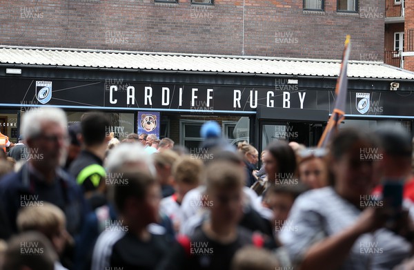 010922 - Cardiff Rugby�s Summerfest - 