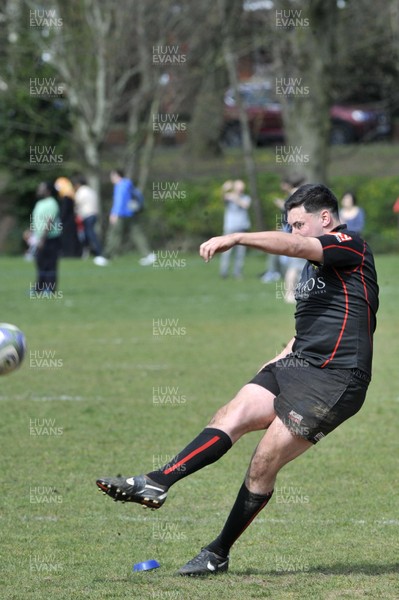 200413 - Cardiff Saracens v St Julians - SWALEC League Divison 6 South East -Cardiff Saracens score a conversion 