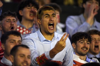 031225 - Cardiff Uni v Cardiff Met - Cardiff Clash - Fans