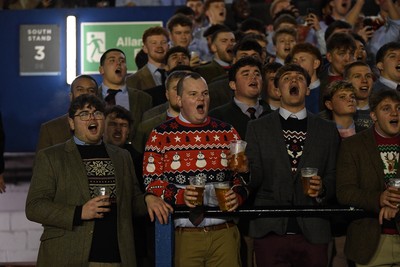 031225 - Cardiff Uni v Cardiff Met - Cardiff Clash - Fans