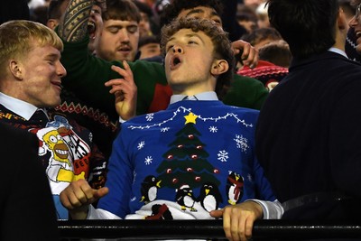 031225 - Cardiff Uni v Cardiff Met - Cardiff Clash - Fans