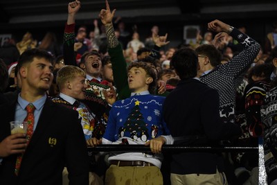 031225 - Cardiff Uni v Cardiff Met - Cardiff Clash - Fans