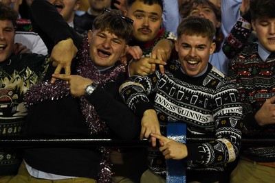 031225 - Cardiff Uni v Cardiff Met - Cardiff Clash - Fans