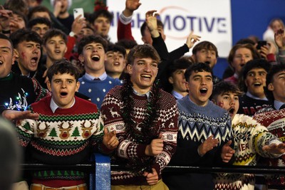 031225 - Cardiff Uni v Cardiff Met - Cardiff Clash - Fans