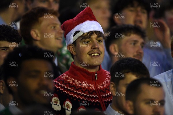 031225 - Cardiff Uni v Cardiff Met - Cardiff Clash - Fans
