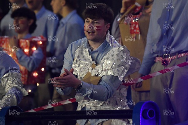 031225 - Cardiff Uni v Cardiff Met - Cardiff Clash - Fans