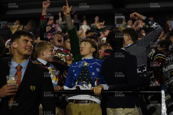 031225 - Cardiff Uni v Cardiff Met - Cardiff Clash - Fans
