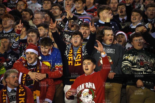 031225 - Cardiff Uni v Cardiff Met - Cardiff Clash - Fans