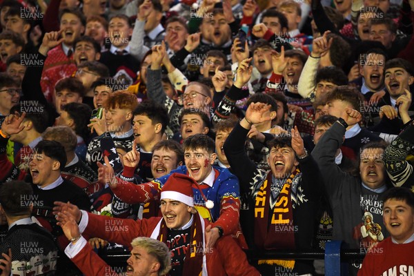 031225 - Cardiff Uni v Cardiff Met - Cardiff Clash - Fans